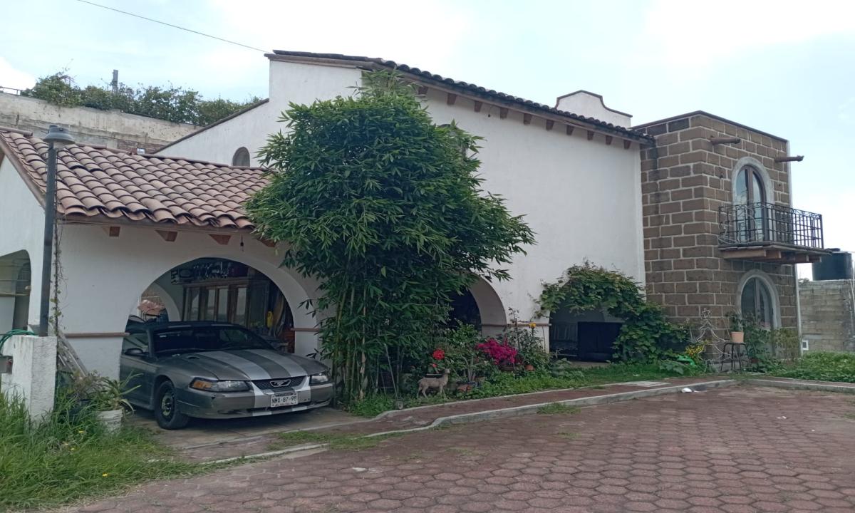 BONITA CASA DENTRO DE PRIVADA EN TEPOTZOTLÁN 