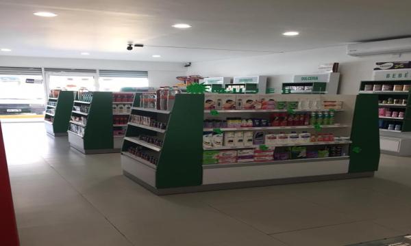 MOBILIARIO PARA FARMACIA USADO