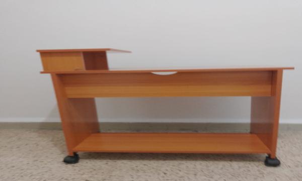 MESA DE ESCRITORIO