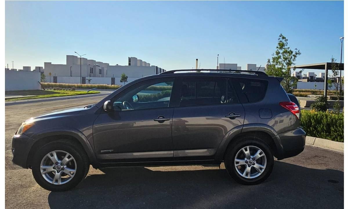 TOYOTA RAV4 TURBO AIRE 2010